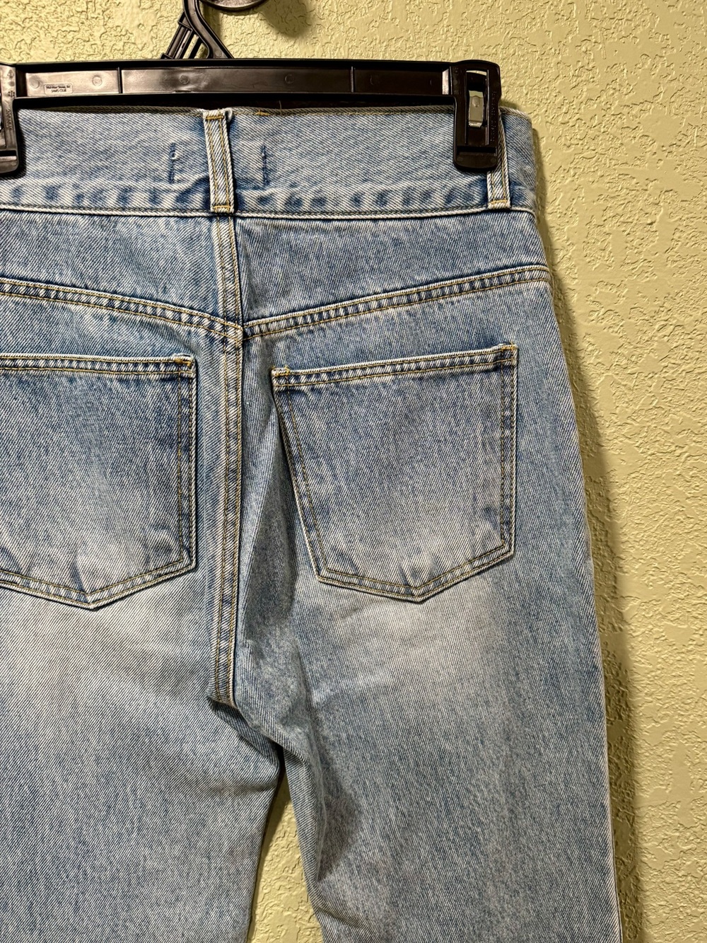 High-Rise Light Blue Wide-Leg Women's Jeans - Picture 5 of 7